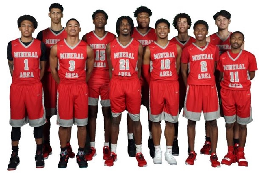 2019-2020 Men's Basketball Team