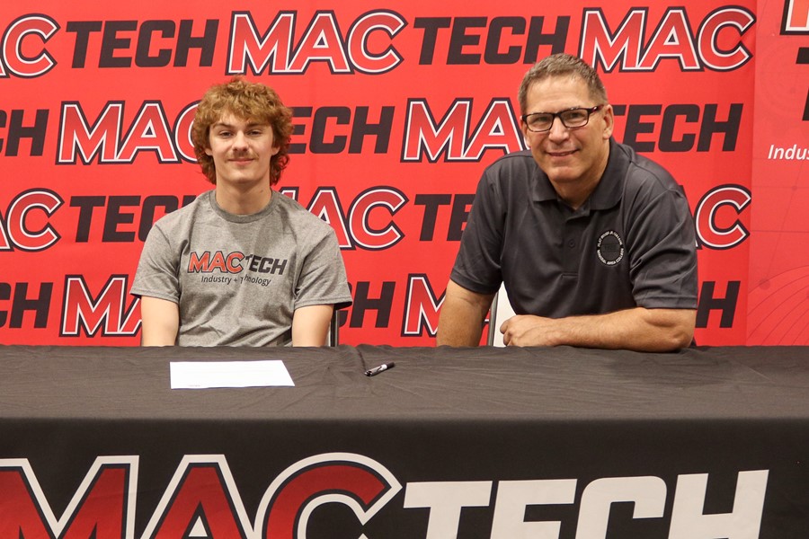 Mason Currington, Automotive Technology, Farmington High School